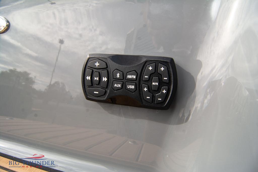 2022 Mastercraft XStar S