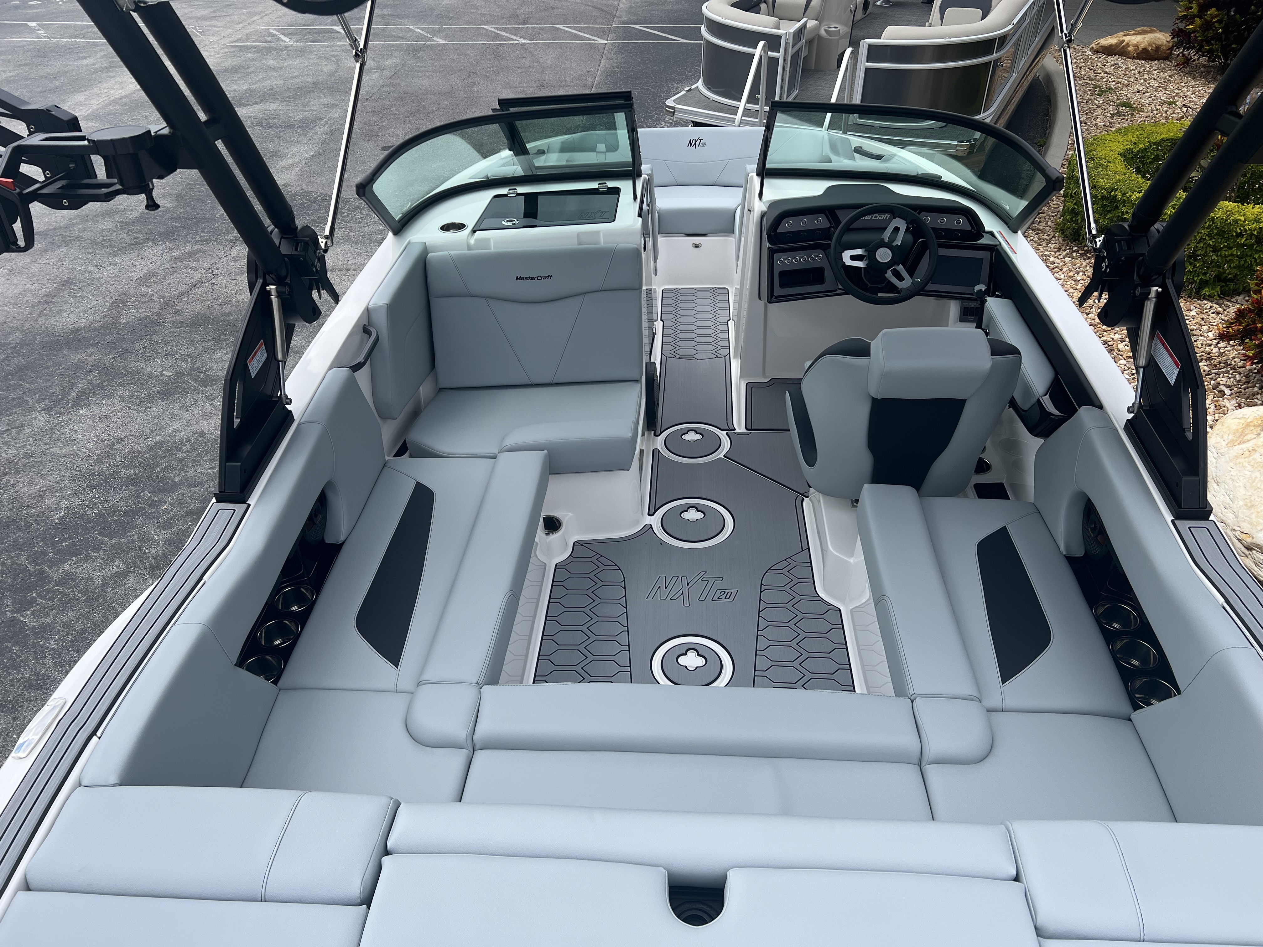 2025 MasterCraft NXT20