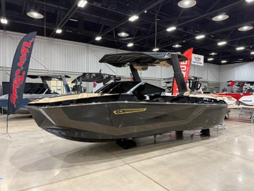 boat.Title