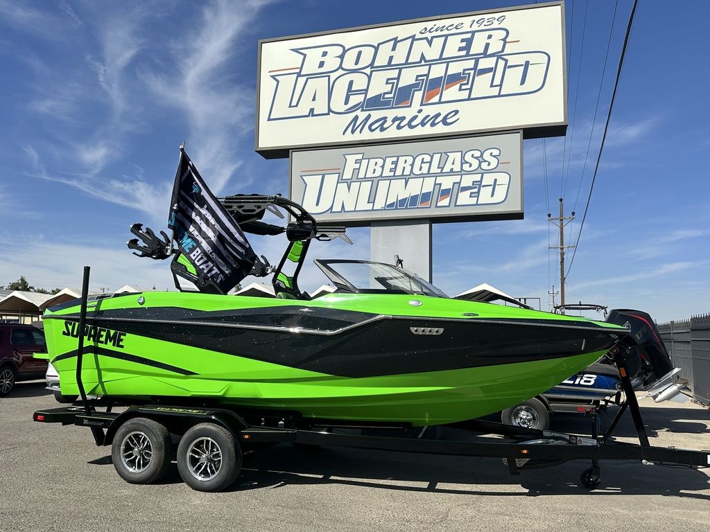 boat.Title