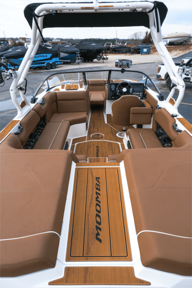 2025 Moomba Max KNOCK OUT PLUS PKG BEST VALUE sale pending sale pending 