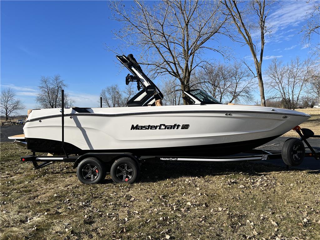 2024 Mastercraft XT-25 | 209101