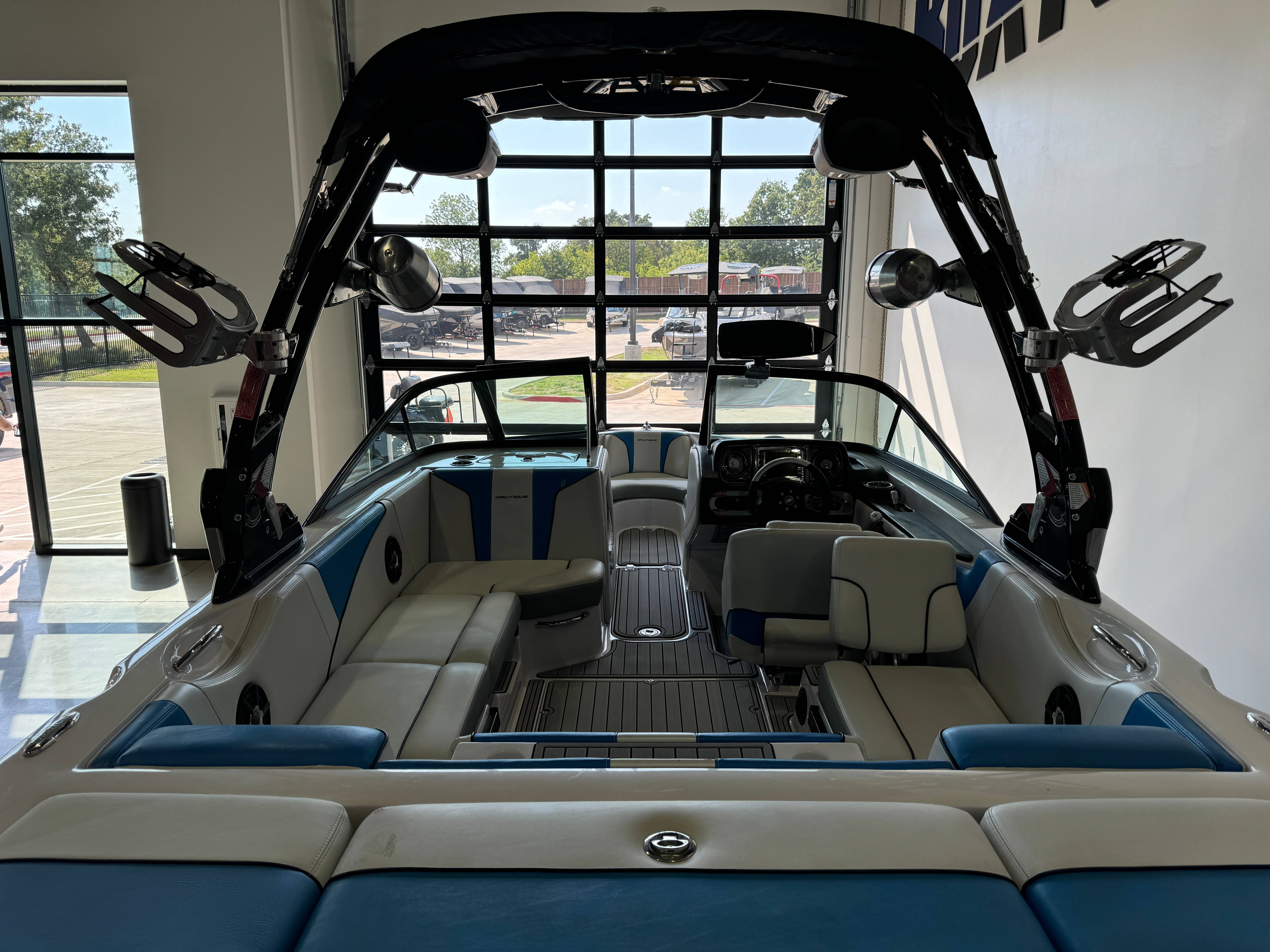 2011 Nautique SUPER AIR NAUTIQUE 210