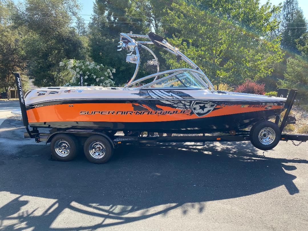 2008 Super Air Nautique 210