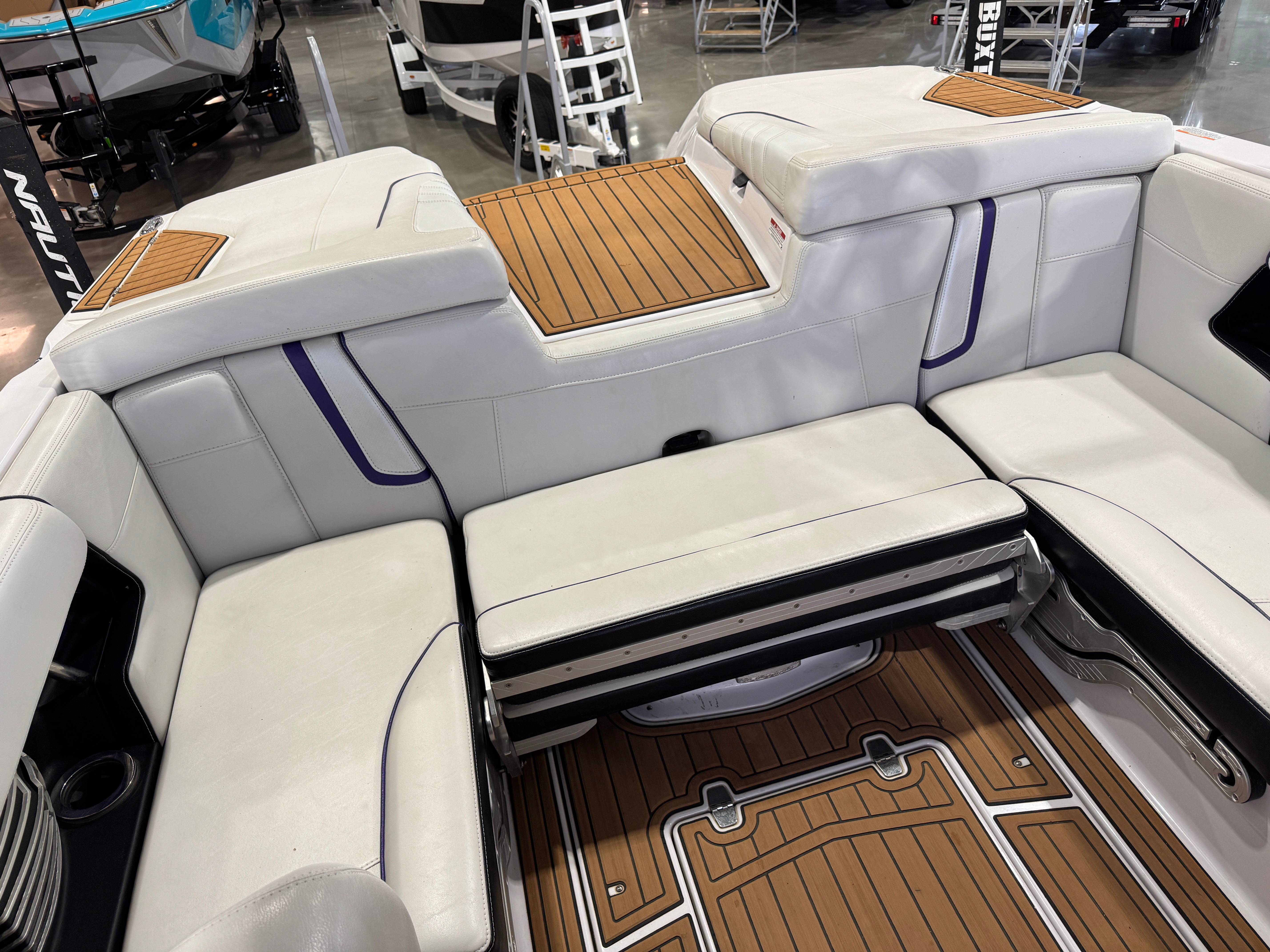 2014 Nautique Super Air Nautique G21