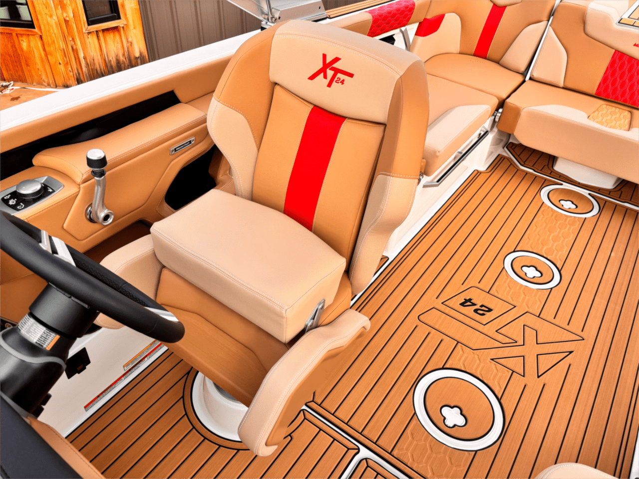 2025 MasterCraft XT24