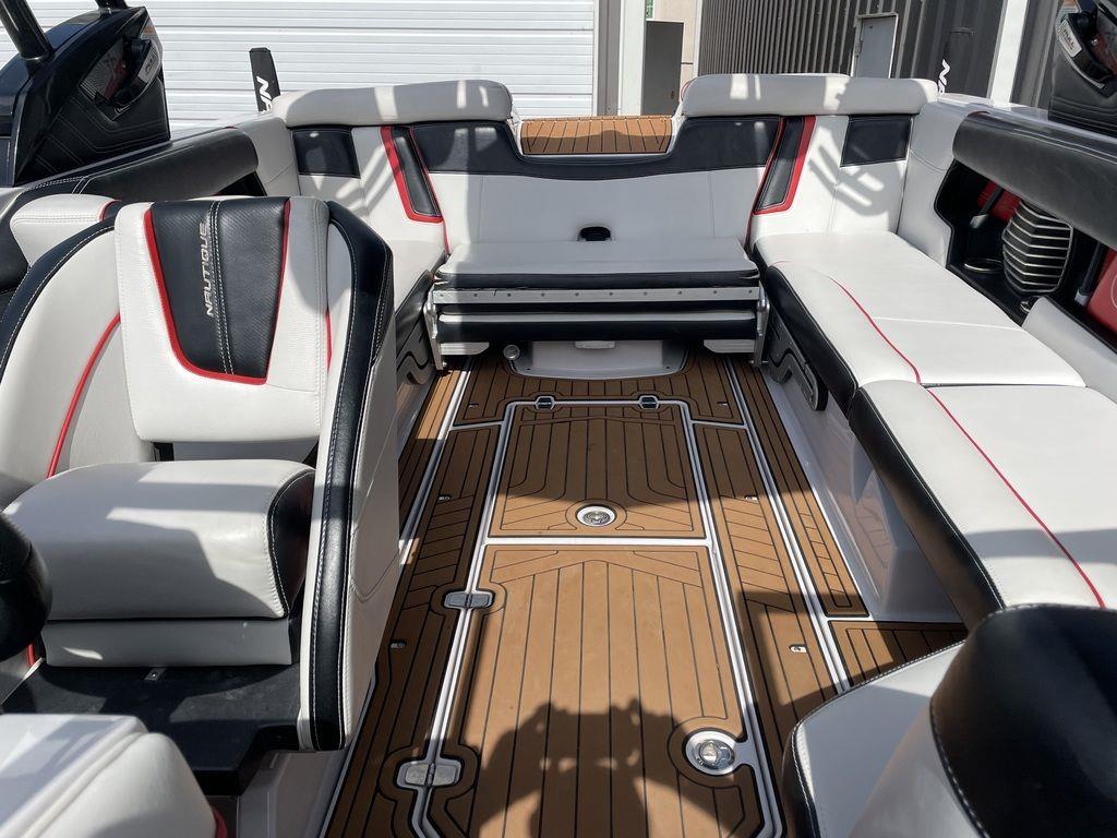 2015 Nautique G23