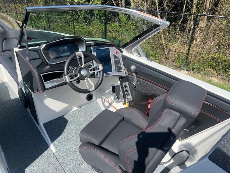 2019 MasterCraft X26