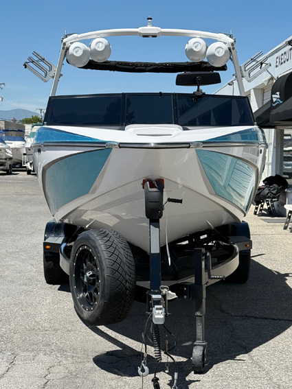 2021 23' Tige' "Z3" Bowrider