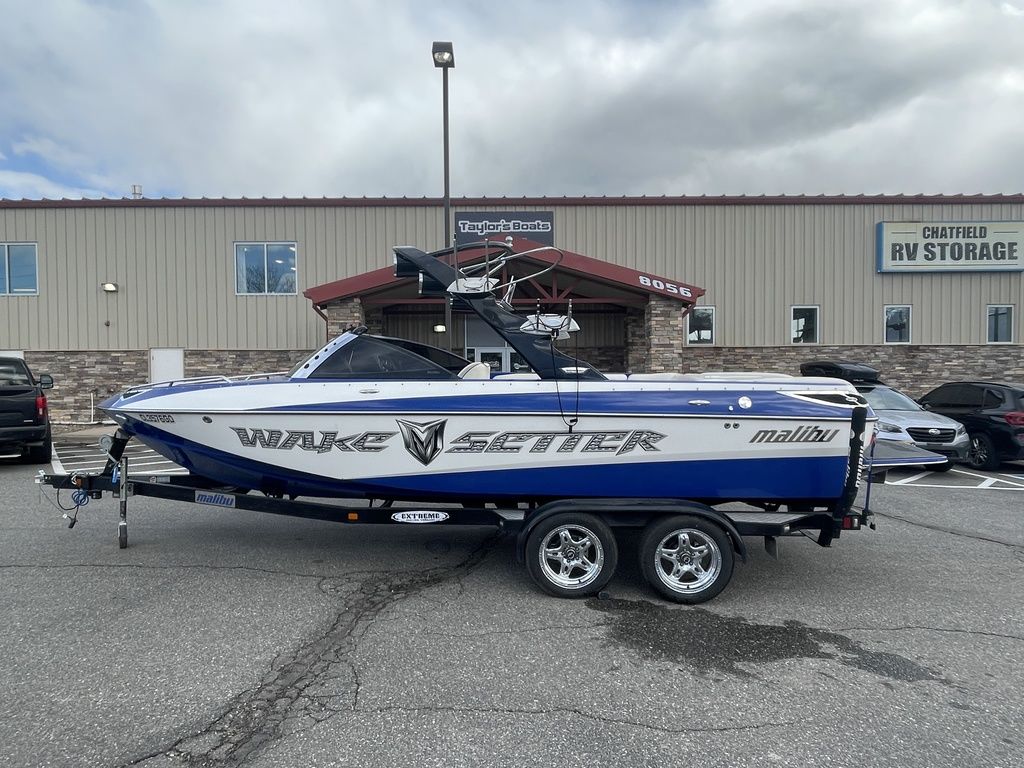 2008 Malibu 23 LSV