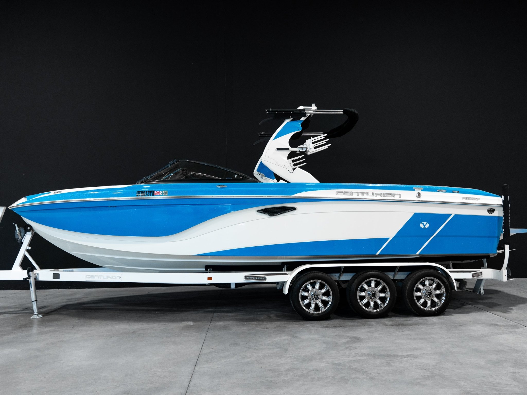 boat.Title