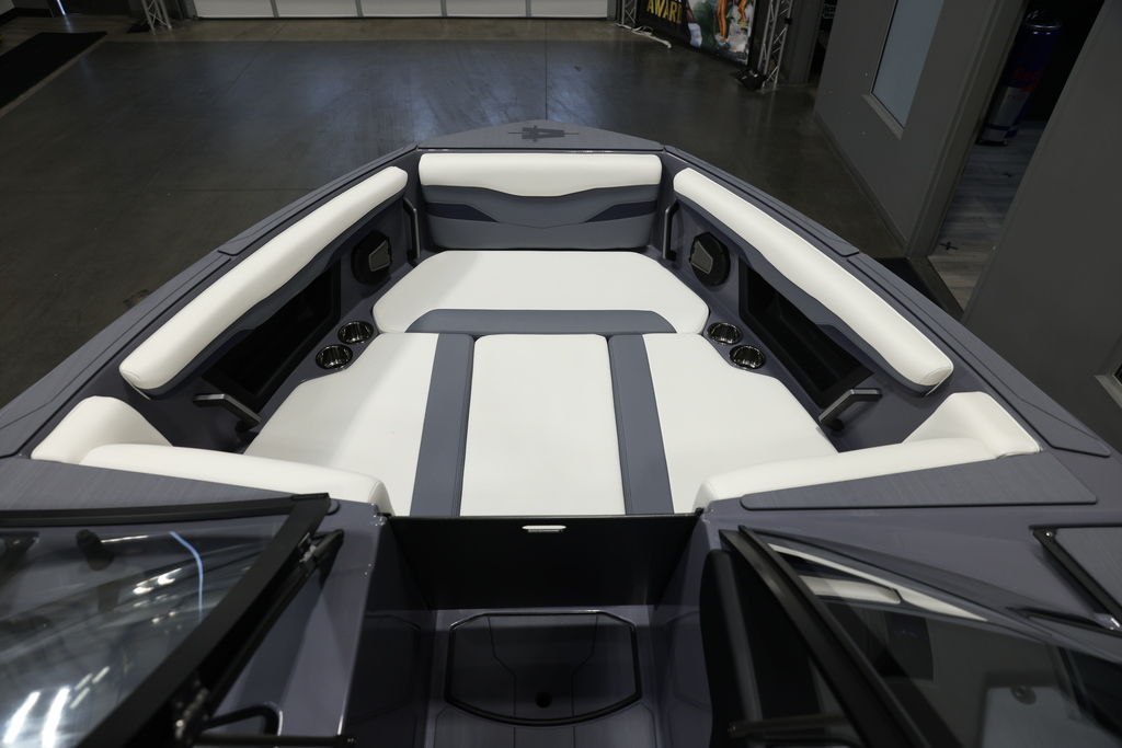 2024 Axis Wake Research T250
