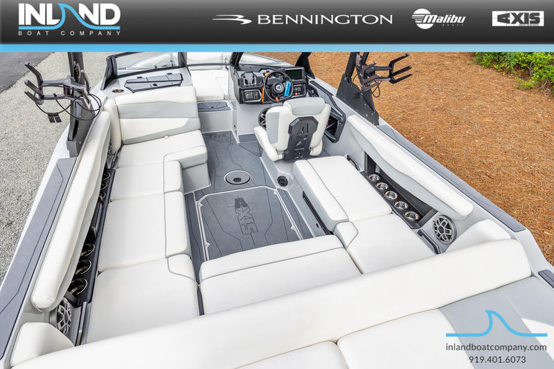 2022 AXIS T220 Icon