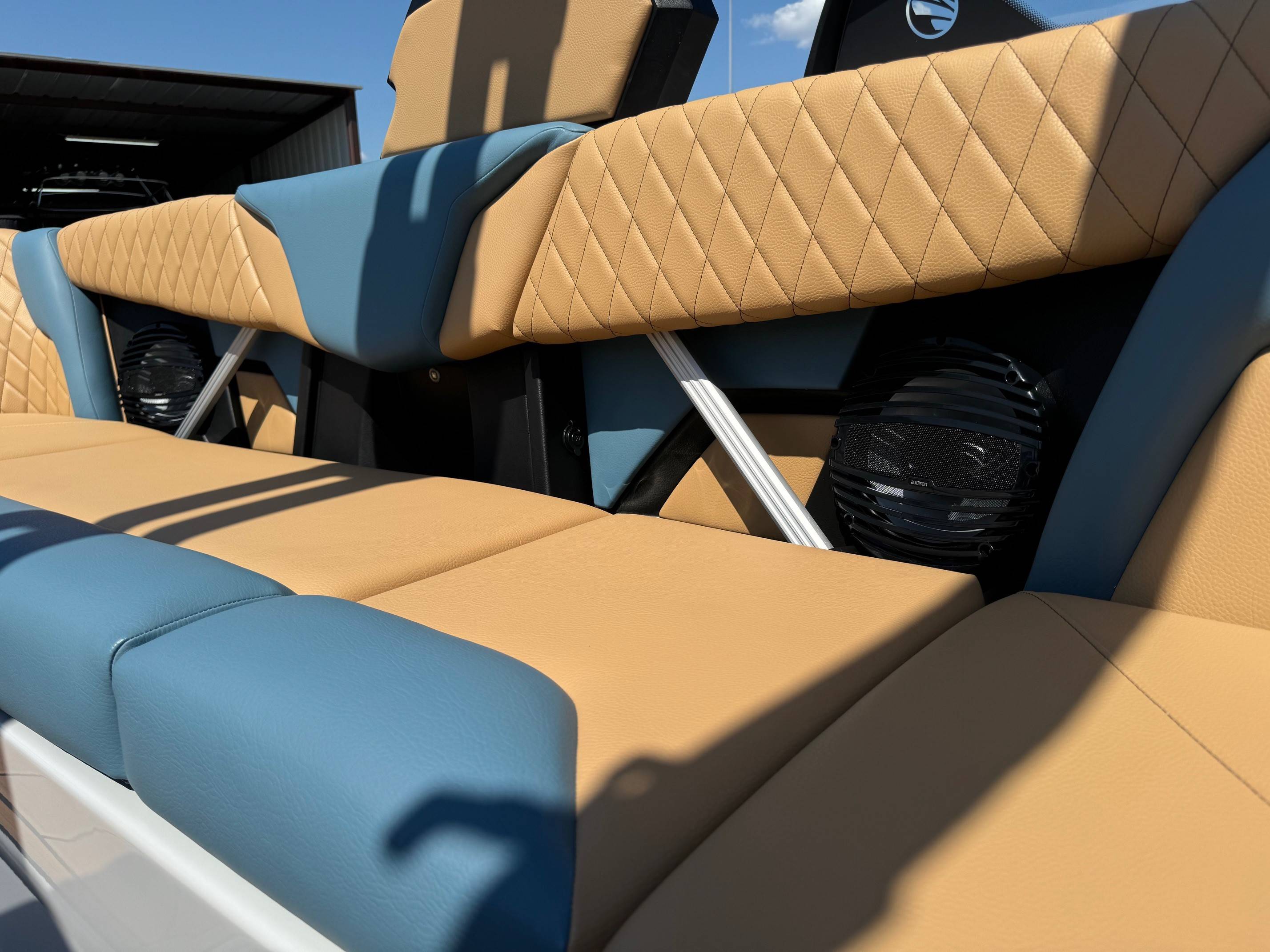 2025 Tige Z3 Icon
