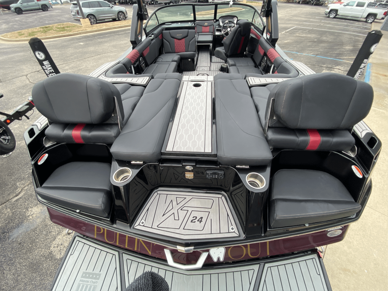 2022 MasterCraft XT24