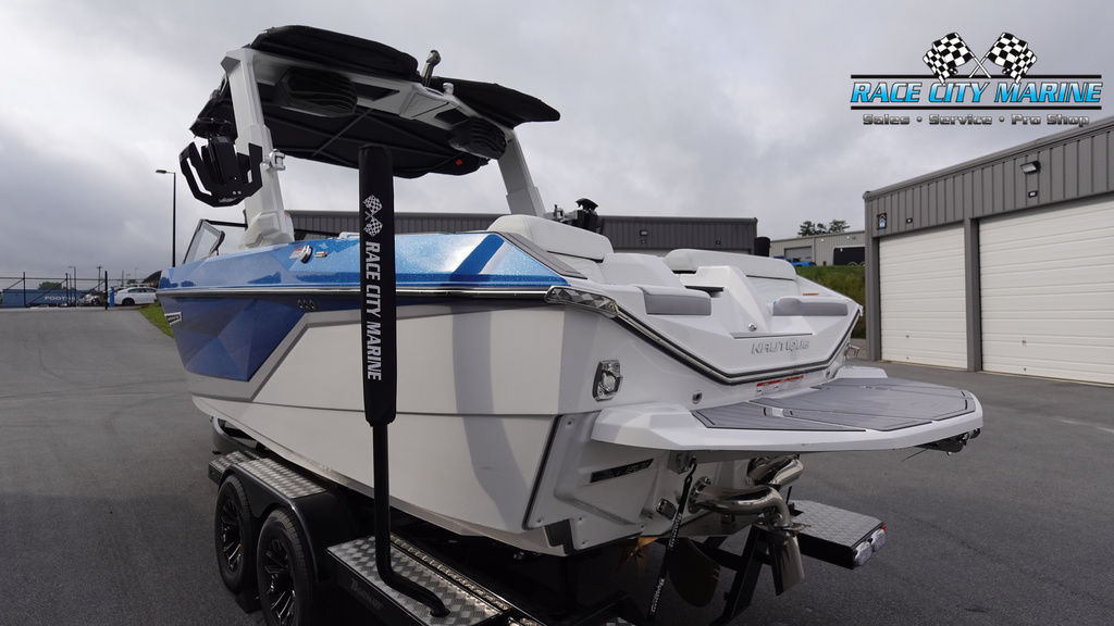 2025 Nautique G23