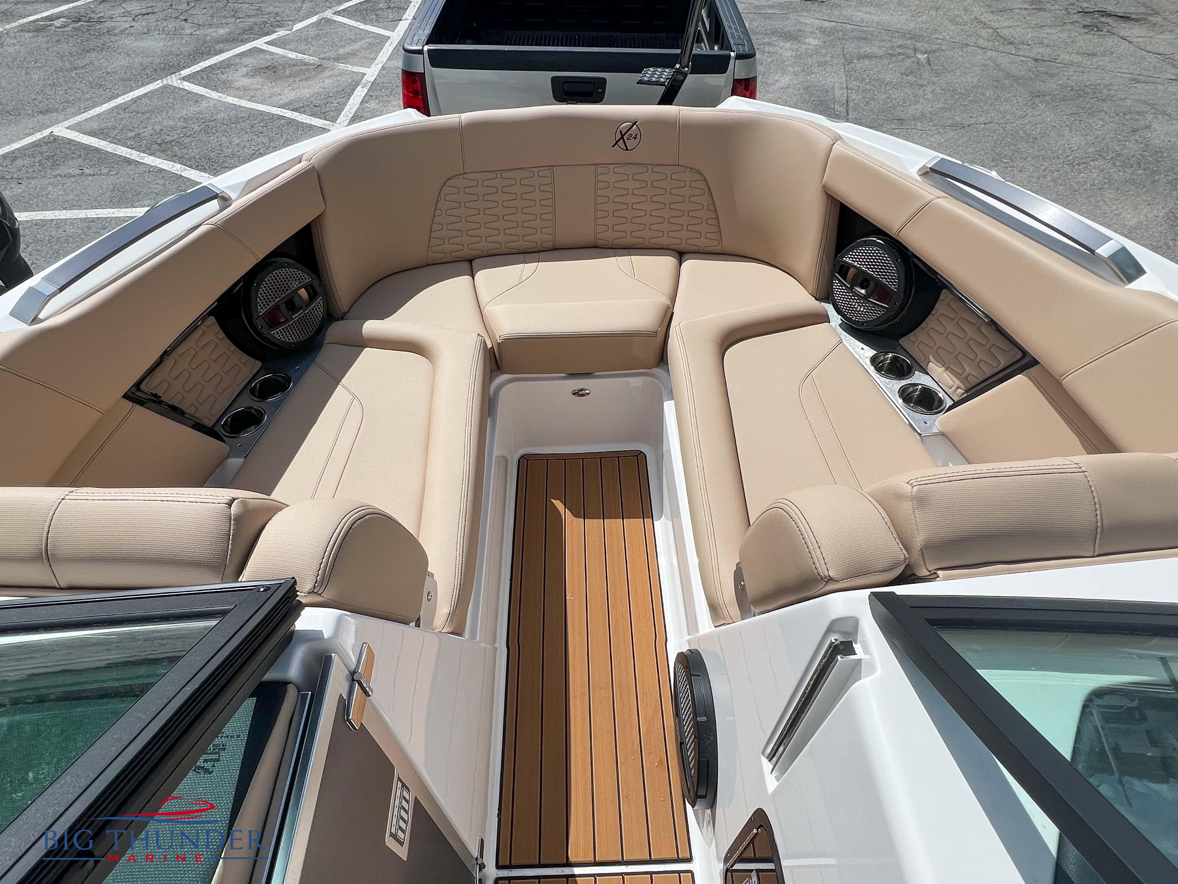 2023 Mastercraft X24