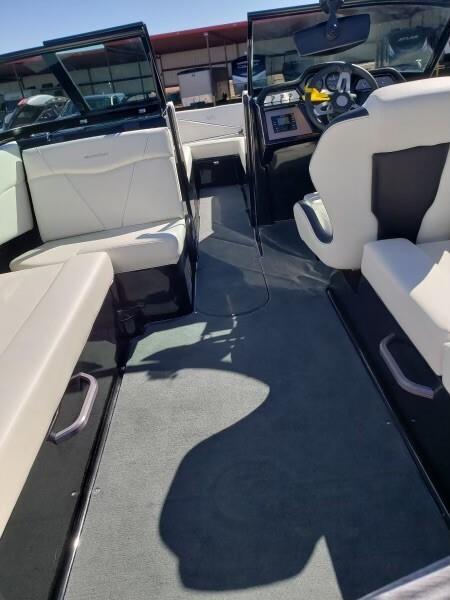 2021 MasterCraft NXT 24 Icon