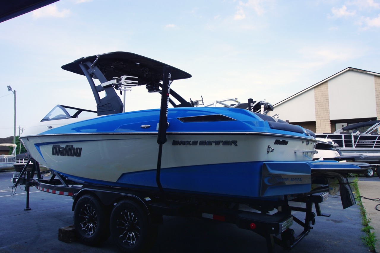 2017 Malibu Wakesetter 23 LSV
