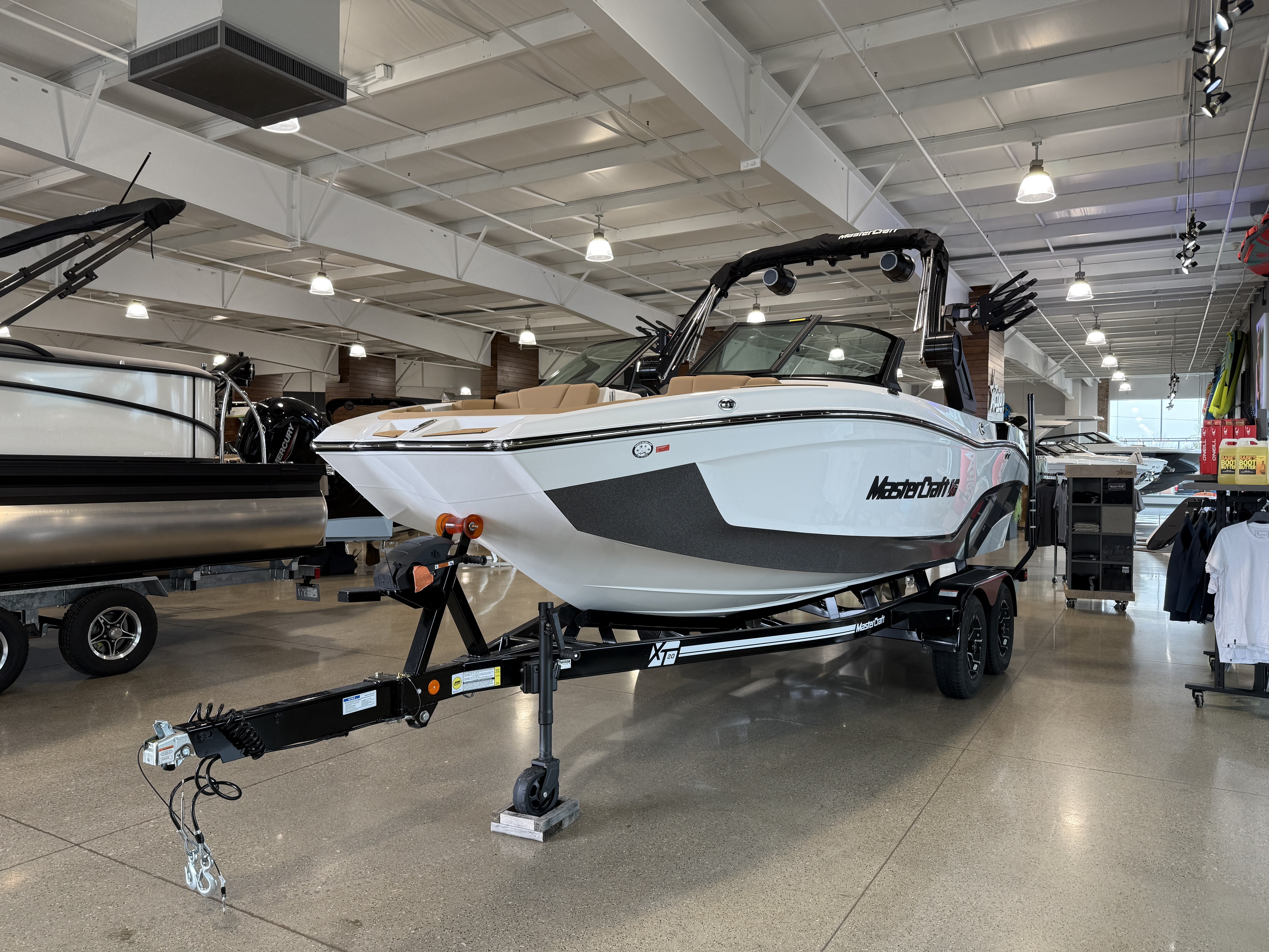 2025 MasterCraft XT20