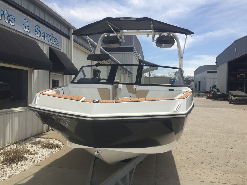 2025 Nautique Super Air Nautique GS22