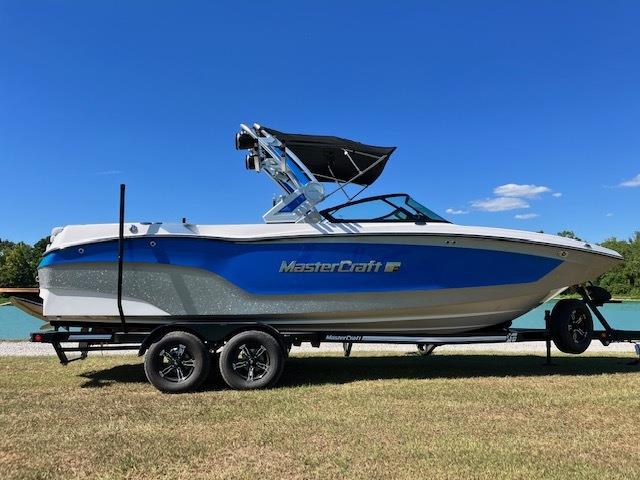 2024 MasterCraft XT24