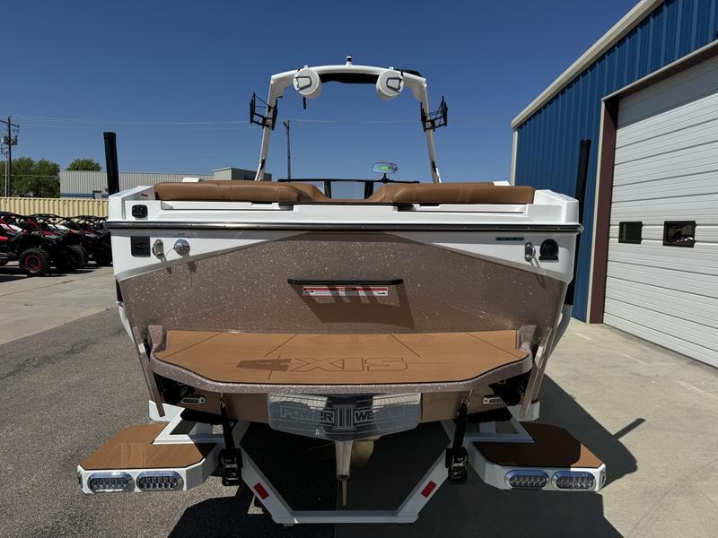 2025 Axis T250