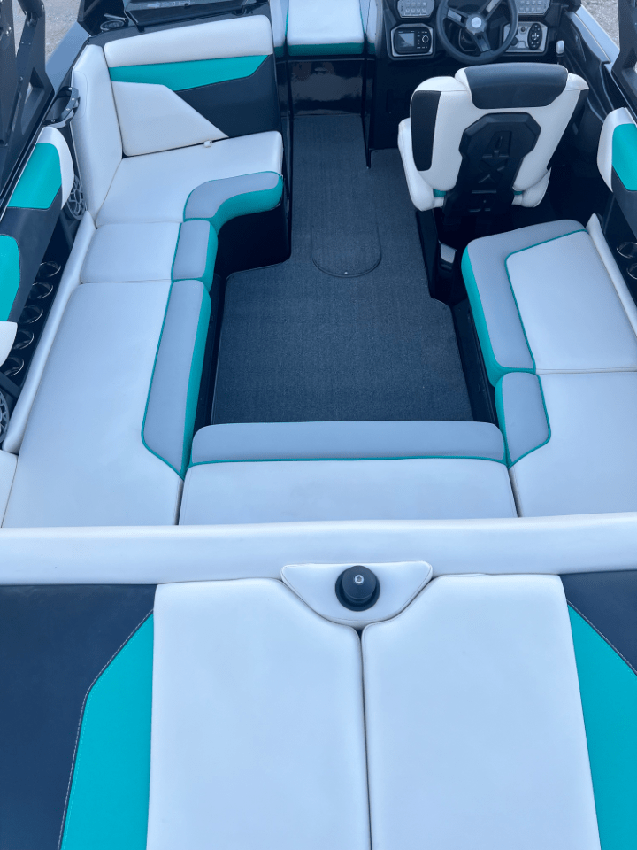 2019 AXIS A22