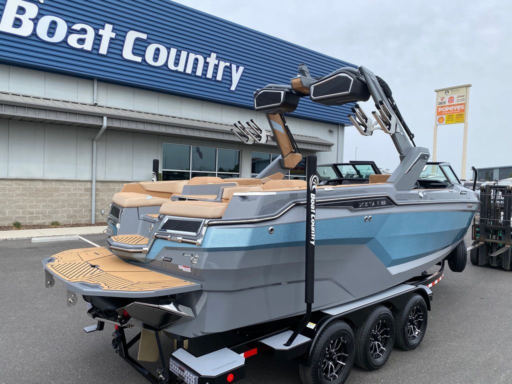 2025 MasterCraft XSTAR 23