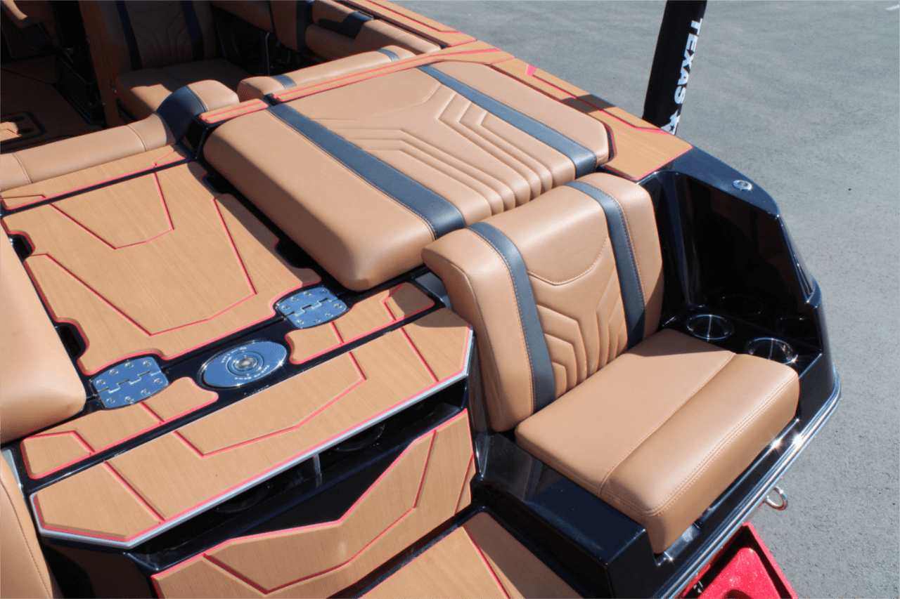 2025 Malibu 25 LSV
