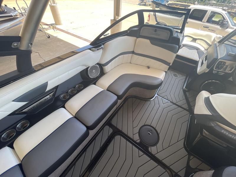 2016 MALIBU 25LSV