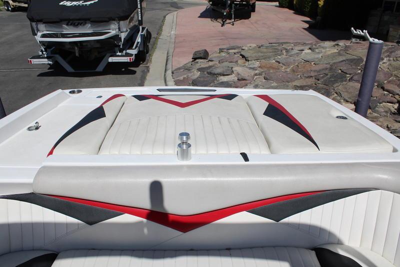 2011 Tige RZ2