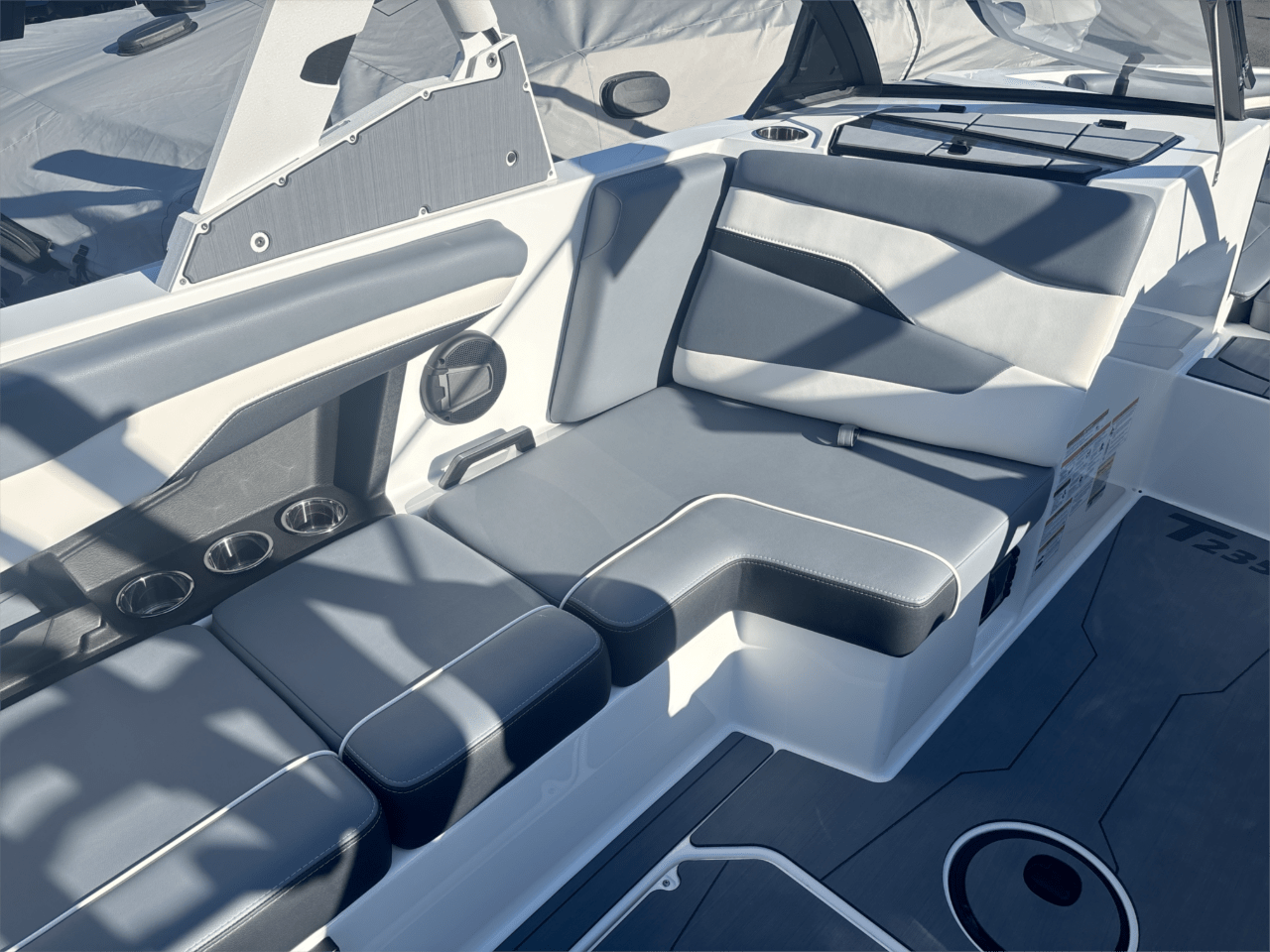 2024 Axis T235