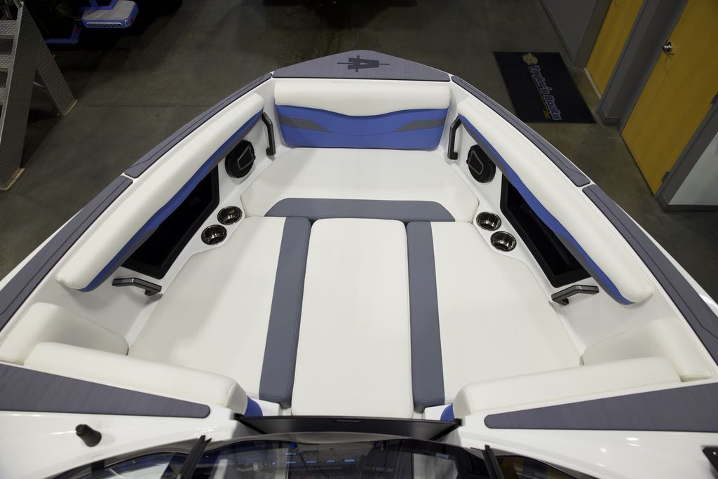 2025 Axis Wake Research T250