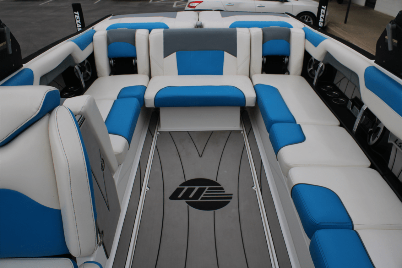 2020 Malibu 25 LSV