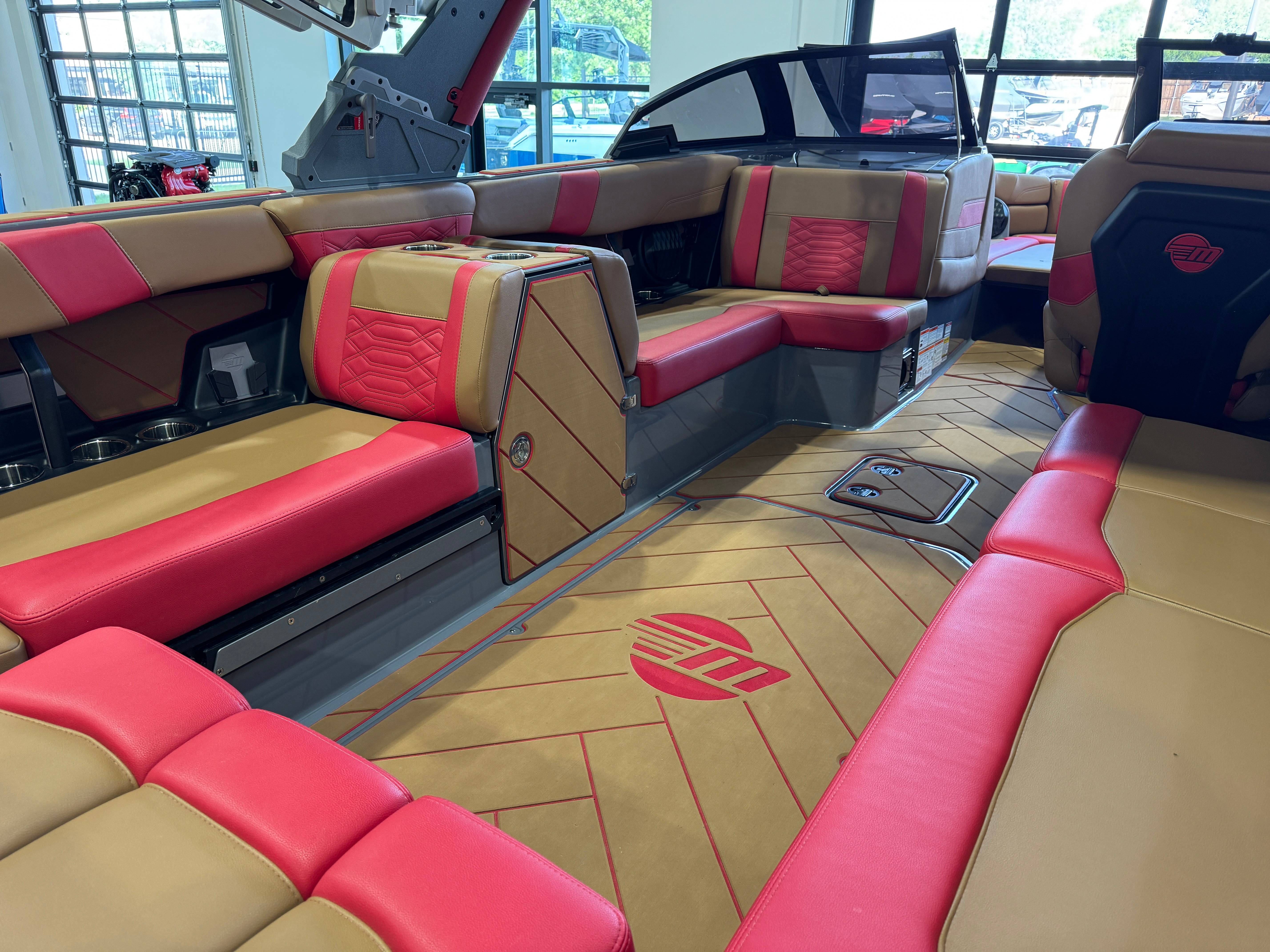 2023 Malibu Wakesetter 26 LSV