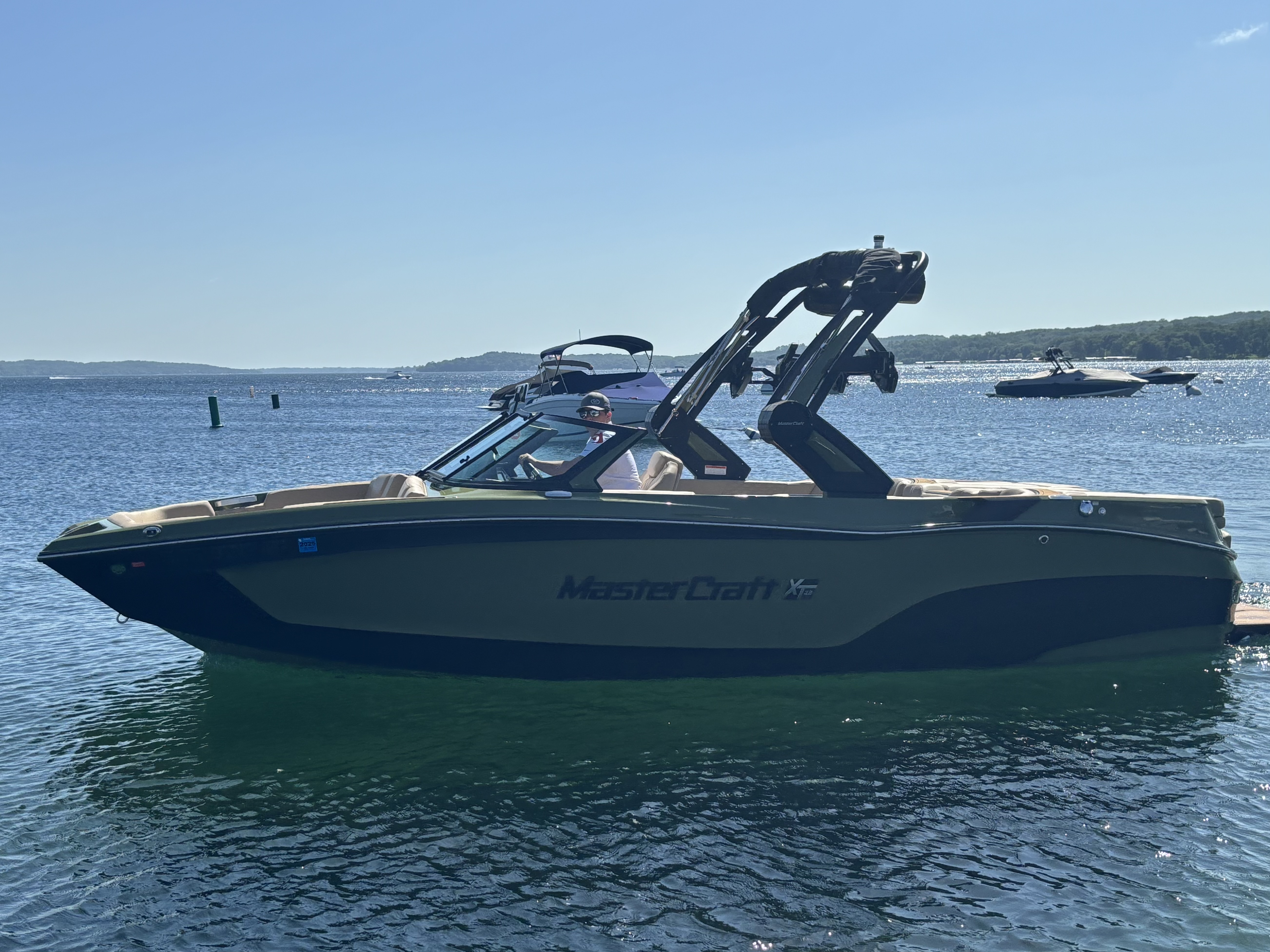 2022 MasterCraft XT22