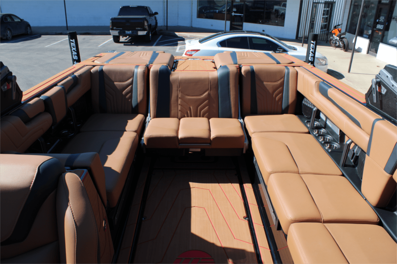 2025 Malibu 25 LSV