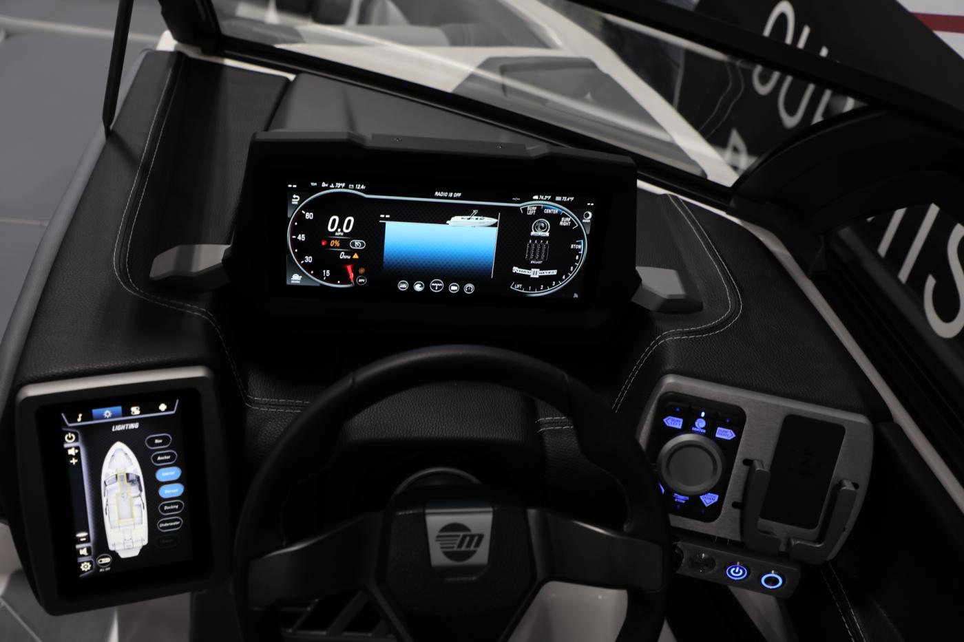 2024 Malibu 25 LSV