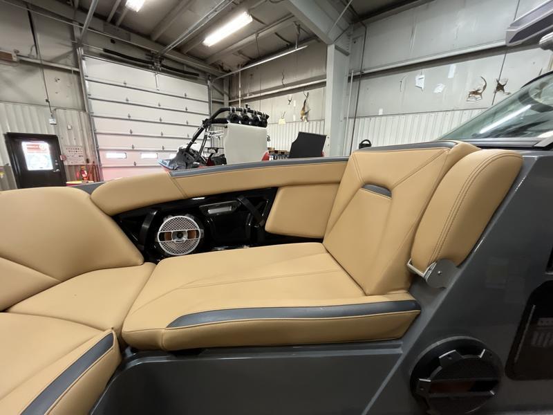 2022 MasterCraft XStar S