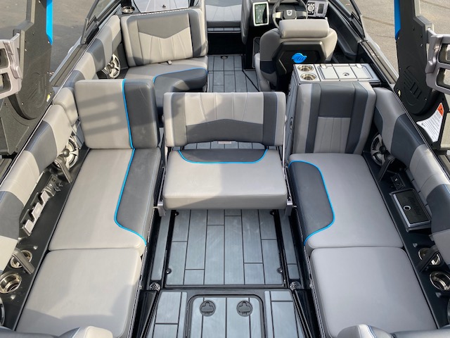 2021 Malibu Wakesetter 24MXZ – Monsoon LT4