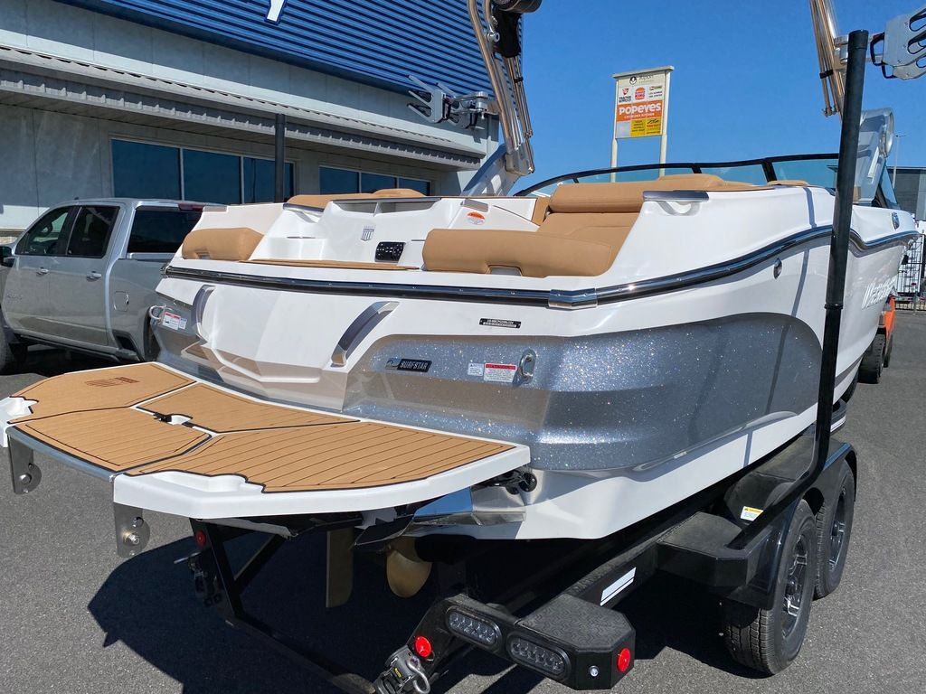 2024 MasterCraft X22