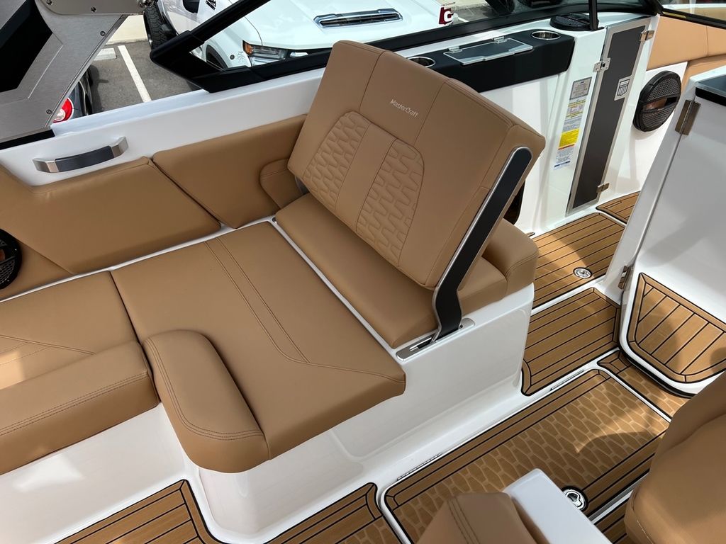 2023 MasterCraft X26