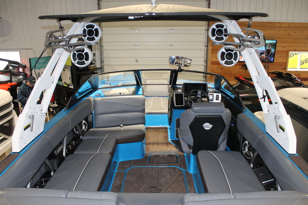 2020 Malibu Boats 22 MXZ