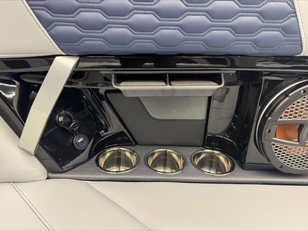 2025 MasterCraft XT22