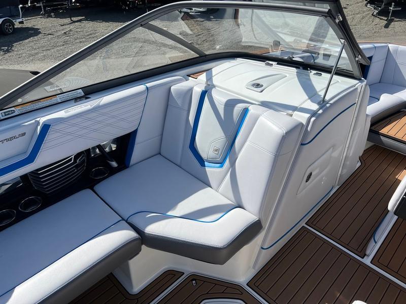 2017 Nautique G23