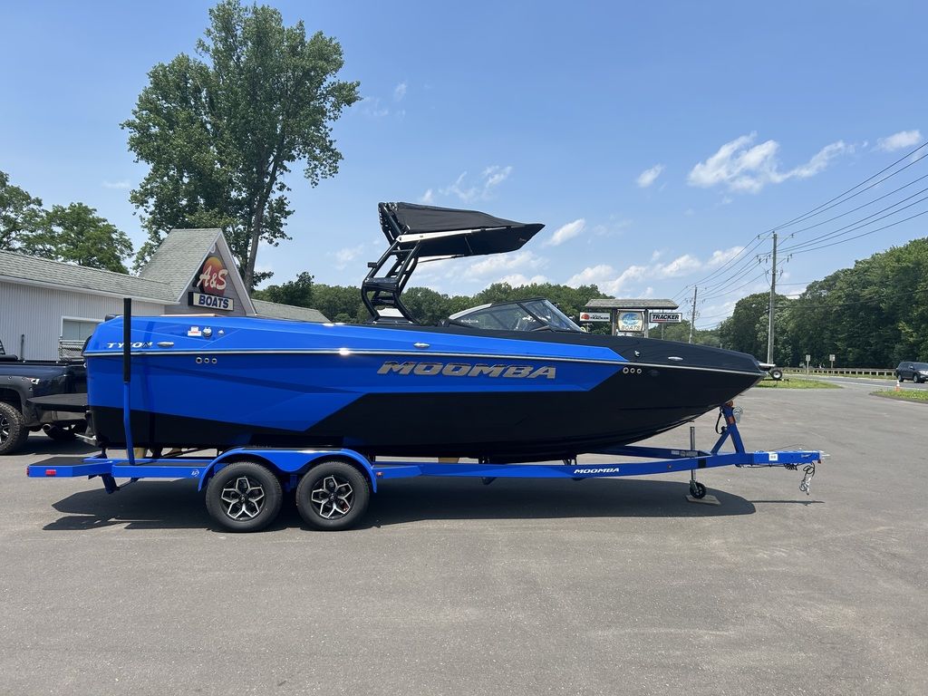 2025 MOOMBA Tykon