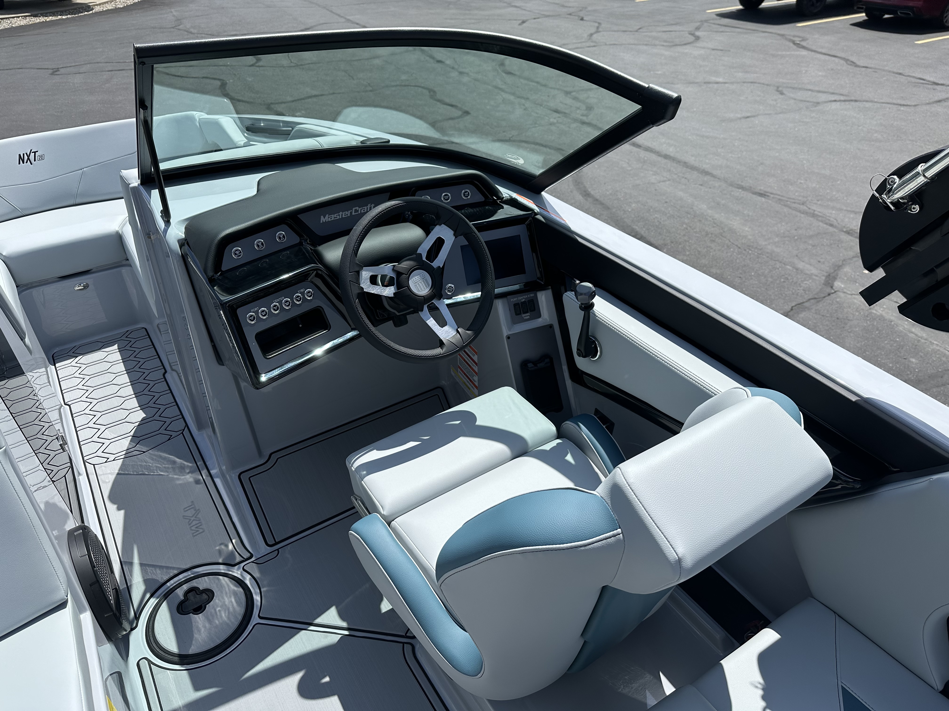 2025 MasterCraft NXT20