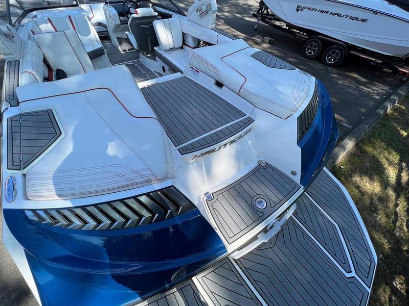 2016 Nautique G23