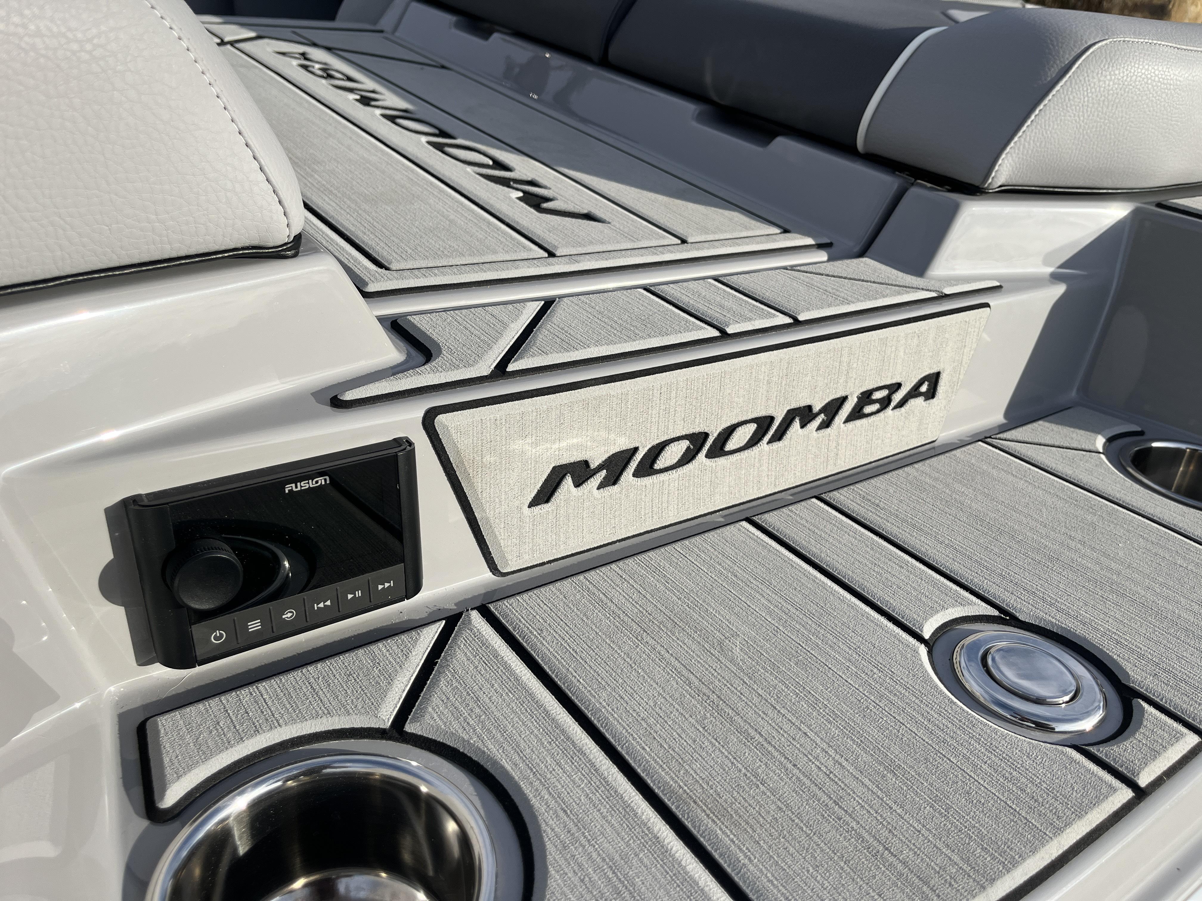 2025 MOOMBA Makai
